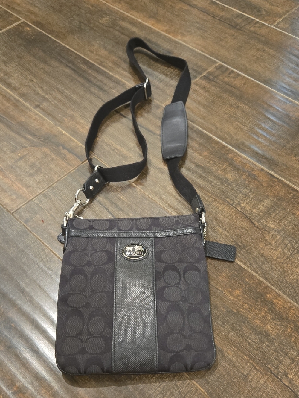 Coach Black Signature Messenger Crossbody Bag